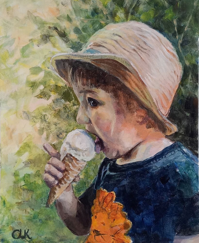 Small child with ice cream
